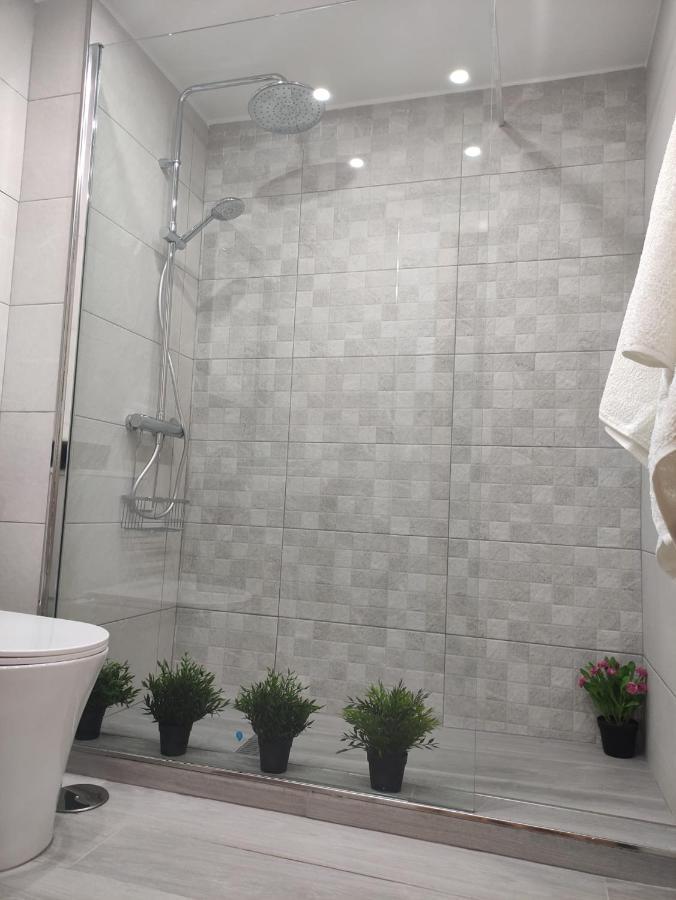 Apartamento La Victoria Malaga Ngoại thất bức ảnh