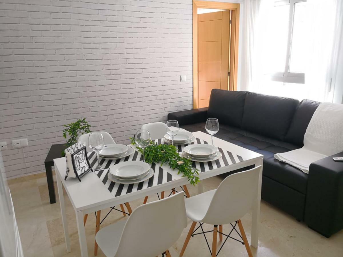 Apartamento La Victoria Malaga Ngoại thất bức ảnh